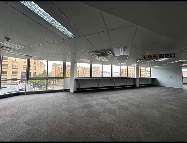 752.60M² OFFICE TO LET IN CENTURION CENTRAL