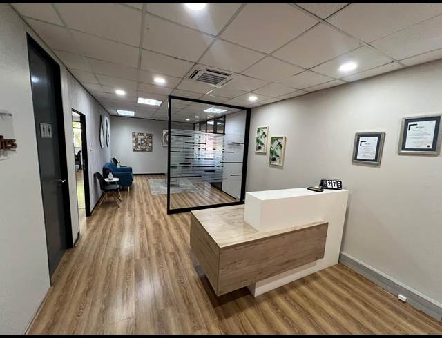255M² OFFICE TO LET IN LA LUCIA RIDGE