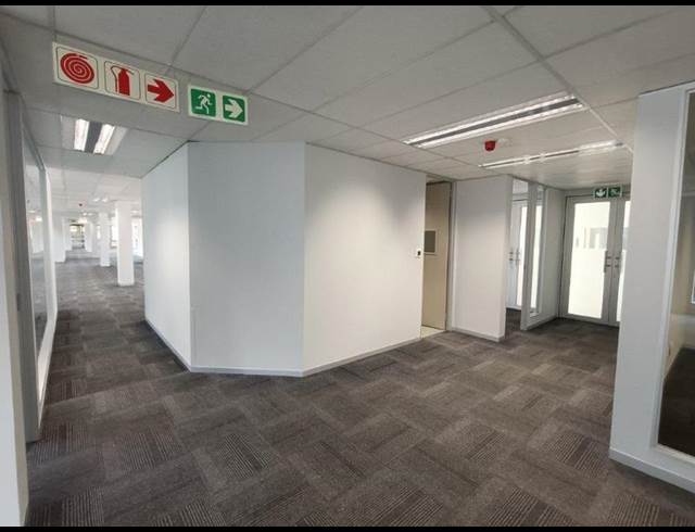 BUSINESS PROPERTY TO RENT IN WELTEVREDEN PARK