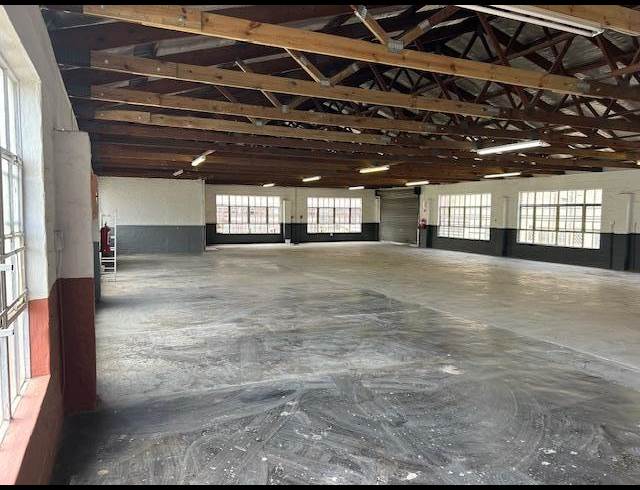 448M² WAREHOUSE TO LET IN NEW GERMANY