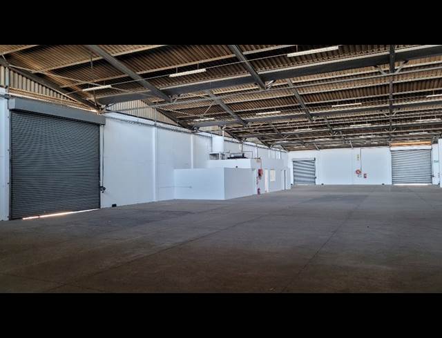 1,810M² WAREHOUSE TO LET IN EPPING INDUSTRIAL