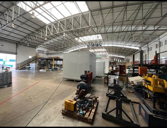 6,035M² WAREHOUSE TO LET IN ROOIHUISKRAAL