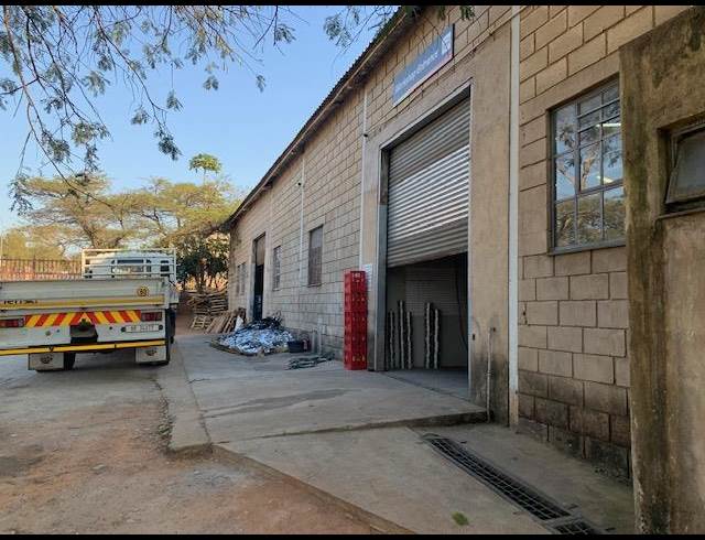 880M² WAREHOUSE TO LET IN ROCKY DRIFT