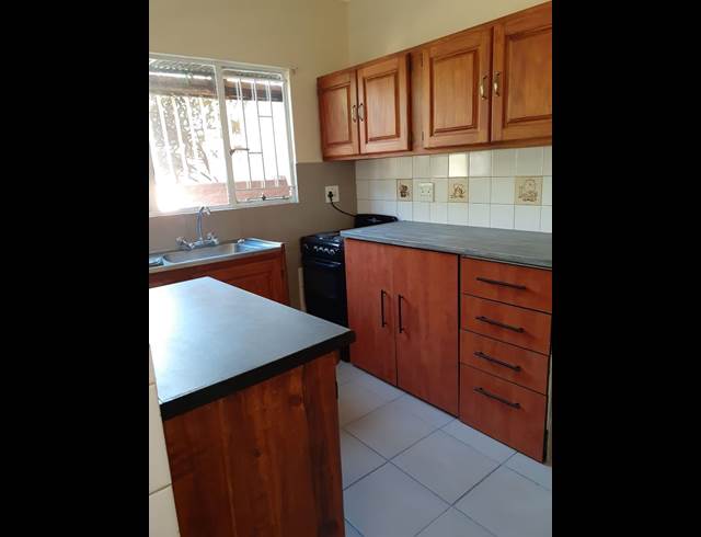 1 bed property to rent in NIETGEDACHT 535-JQ