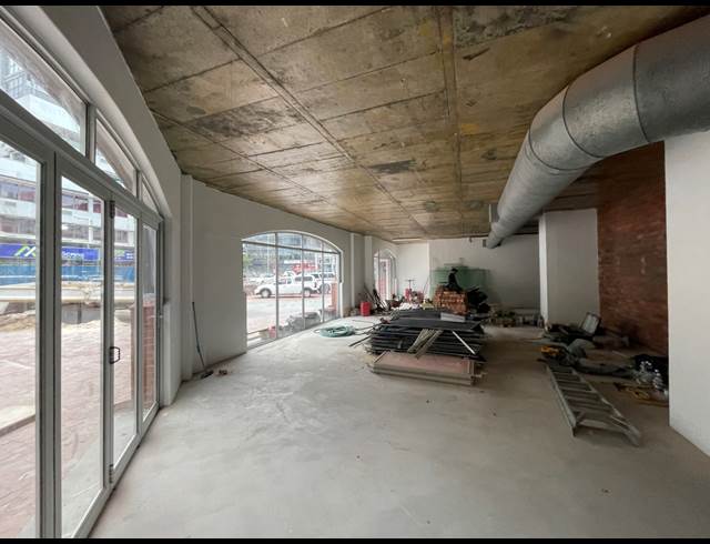 176M² RETAIL TO LET IN GREEN POINT