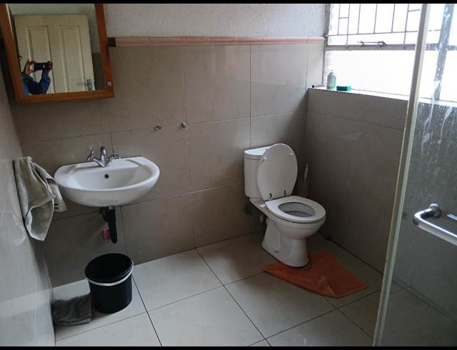 4 bed property to rent in RIDGEWAY