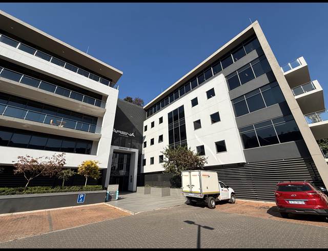 2,746M² OFFICE TO LET IN PARKTOWN