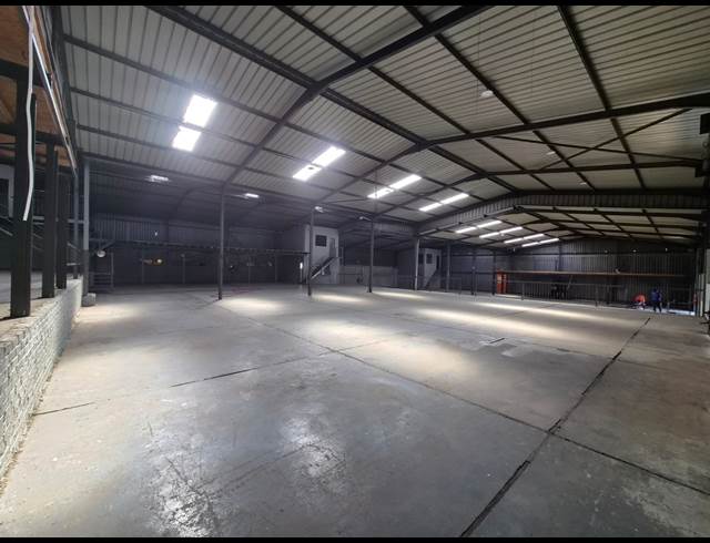 1,200M² WAREHOUSE TO LET IN WADEVILLE