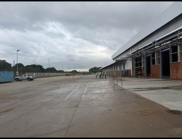29,677M² WAREHOUSE TO LET IN PROSPECTON INDUSTRIAL
