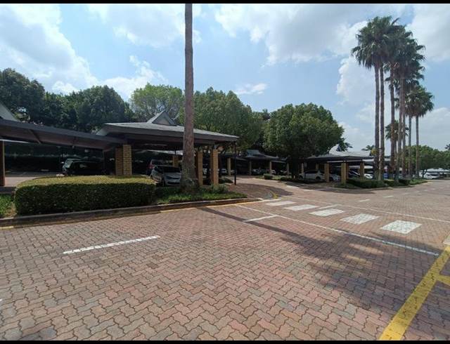 BUSINESS PROPERTY TO RENT IN WELTEVREDEN PARK