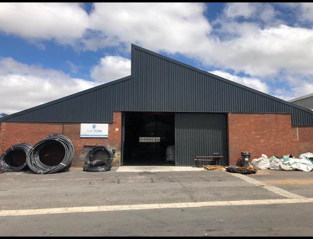 1,235M² WAREHOUSE TO LET IN BELLVILLE CENTRAL