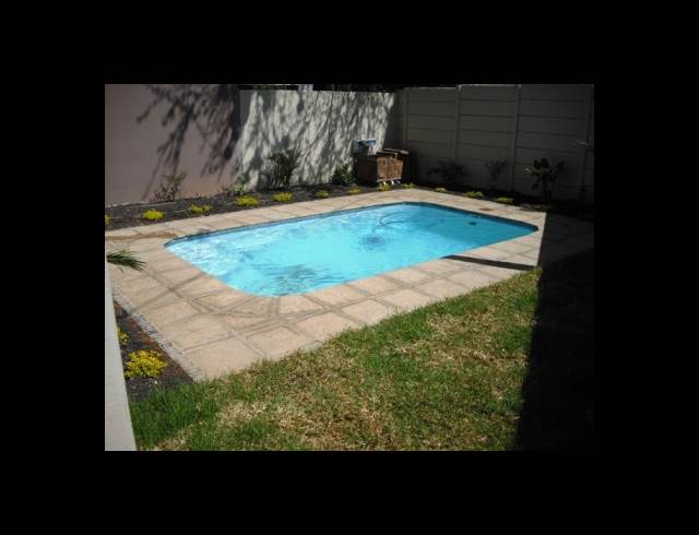 2 bed property to rent in PAGLANDE