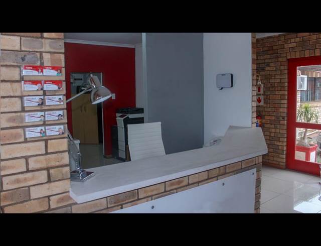 208M² OFFICE TO LET IN WESTERING