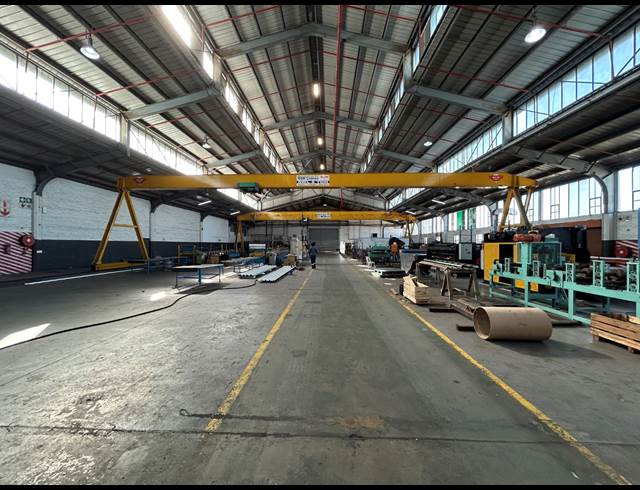 2,480M² WAREHOUSE TO LET IN EPPING INDUSTRIAL