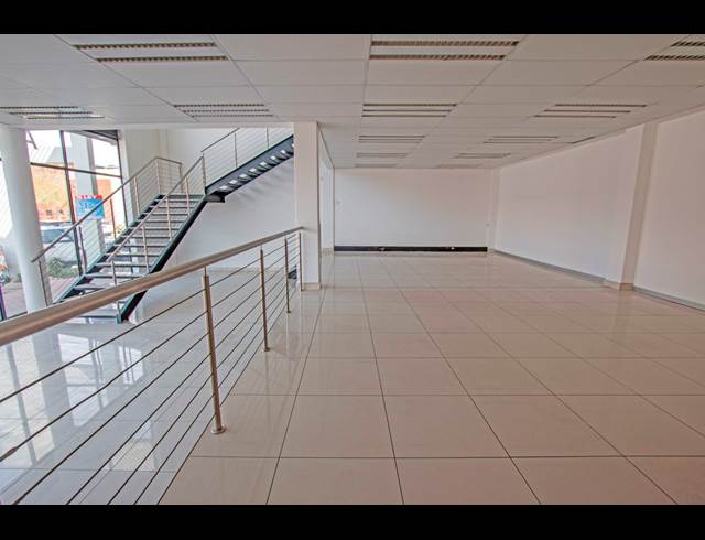 769M² RETAIL TO LET IN NORTH RIDING