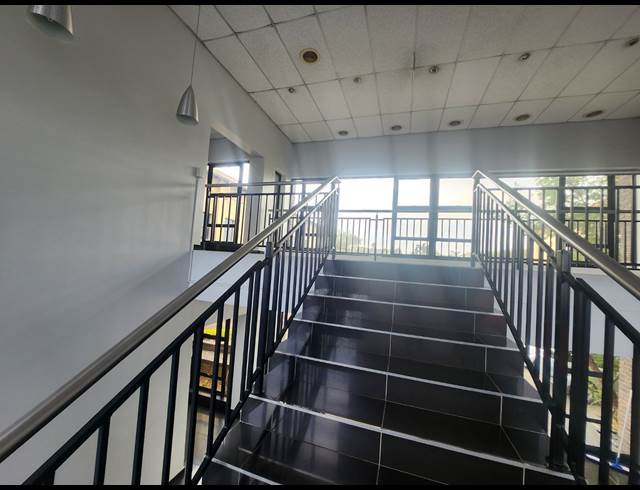 529M² OFFICE TO LET IN NOORDWYK