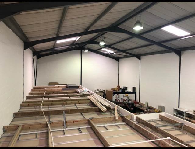 277M² WAREHOUSE TO LET IN SAXENBURG PARK 1