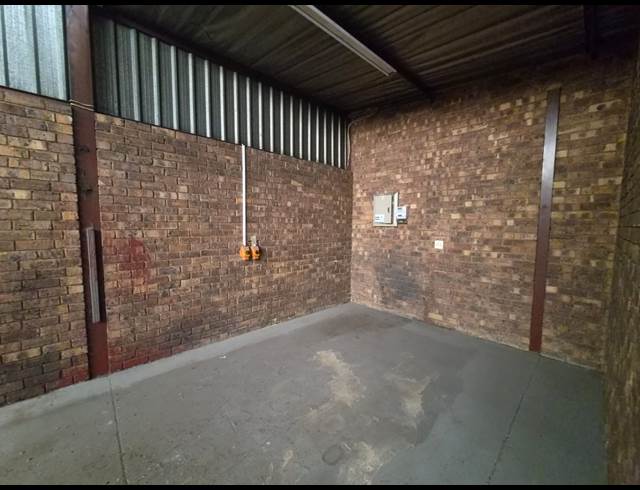147M² WAREHOUSE TO LET IN WADEVILLE