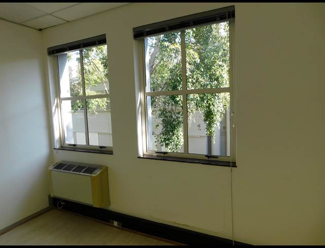 107M² OFFICE TO LET IN ILLOVO
