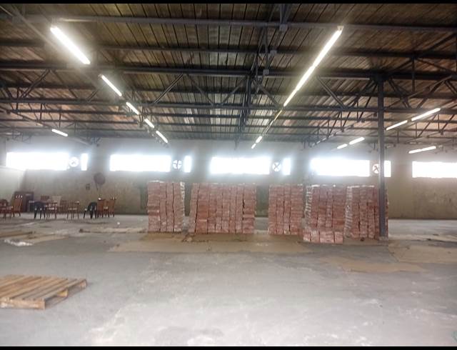 360M² RETAIL TO LET IN WHITE RIVER CENTRAL