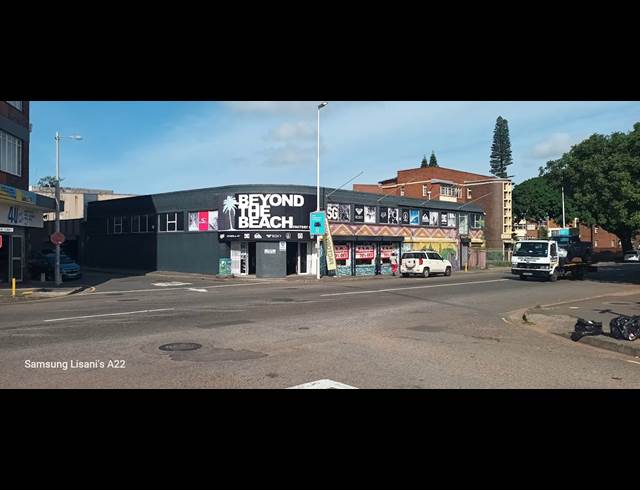 1,000M² BUILDING TO LET IN STAMFORD HILL