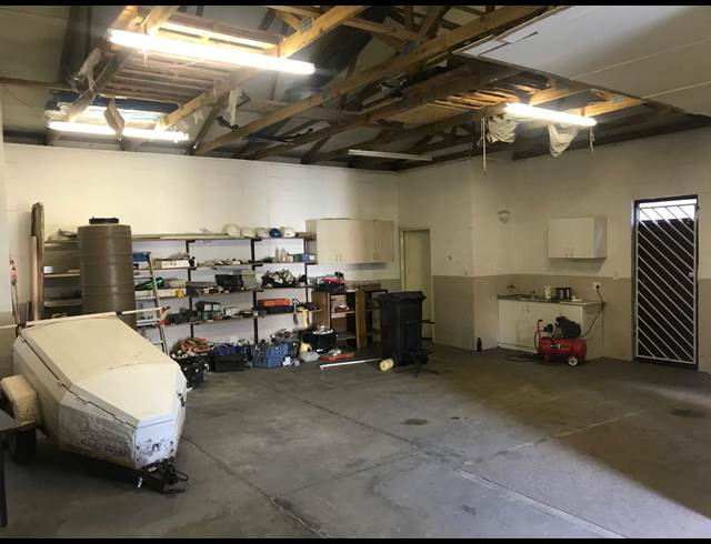 90M² MINI FACTORY TO LET IN STIKLAND INDUSTRIAL