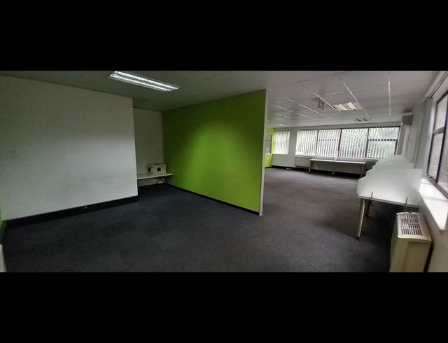 105M² OFFICE TO LET IN LONEHILL