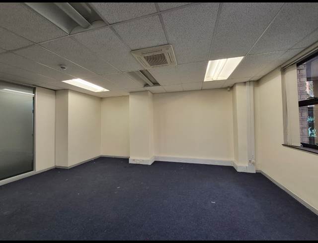 476M² OFFICE TO LET IN ROSEBANK