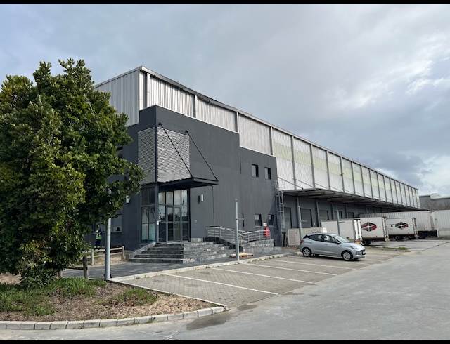 10,548M² WAREHOUSE TO LET IN PAROW INDUSTRIAL