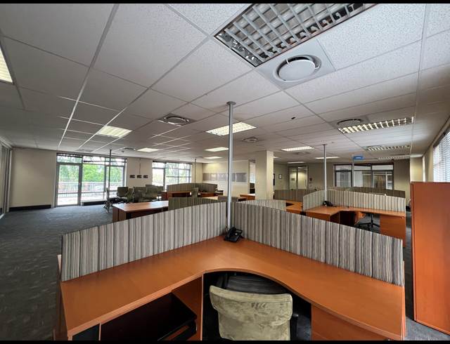 611M² OFFICE TO LET IN ILLOVO