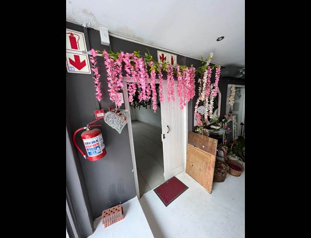 28M² OFFICE TO LET IN DURBANVILLE CENTRAL