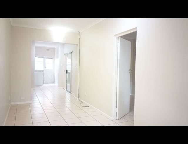 2 bed property to rent in SCHOTSCHE KLOOF