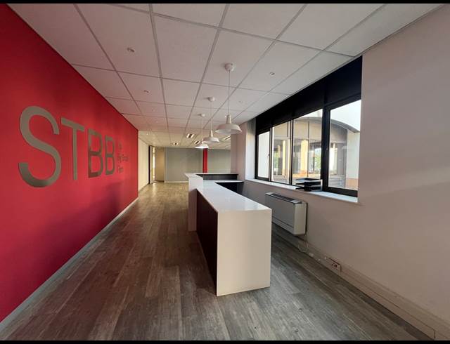 210M² OFFICE TO LET IN ILLOVO