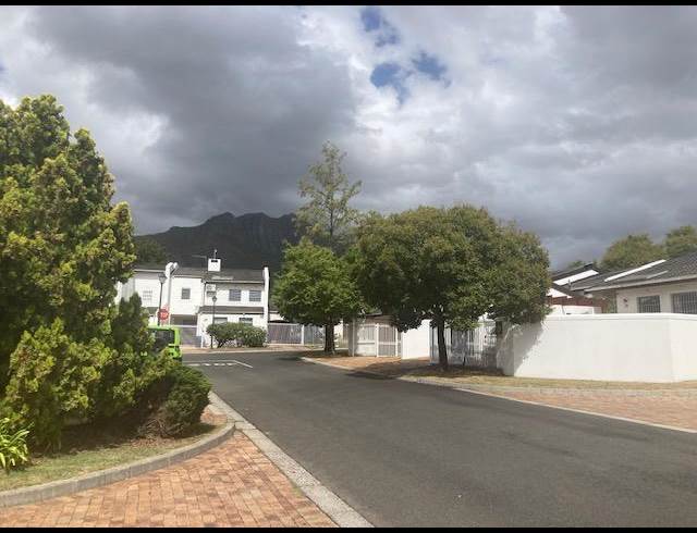 3 BEDROOM PROPERTY TO RENT IN KLEINGELUK