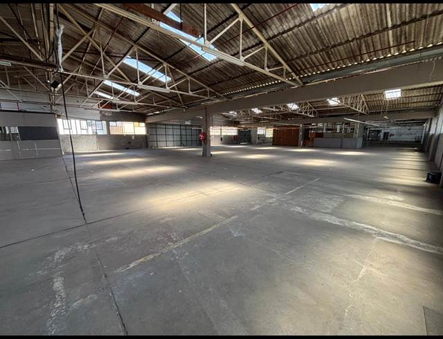 3,369M² WAREHOUSE TO LET IN EPPING INDUSTRIAL