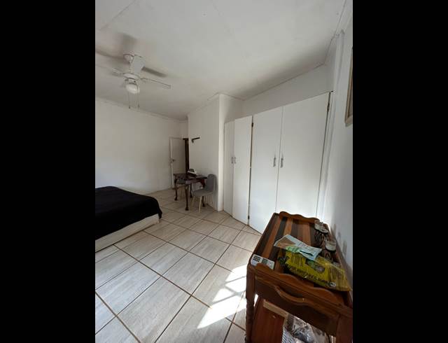 1.5 BEDROOM FLAT TO LET IN HARTBEESPOORT RURAL