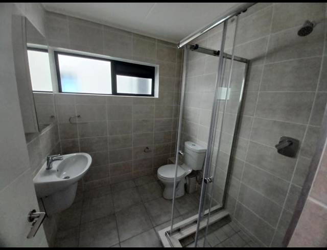 1 BEDROOM PROPERTY TO RENT IN GREENBAY ECO ESTATE