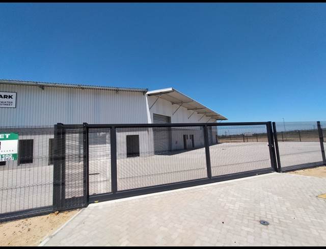 240M² WAREHOUSE RENTED IN FISANTEKRAAL INDUSTRIAL