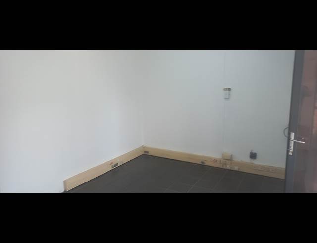 617M² MINI FACTORY TO LET IN LASER PARK