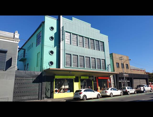 330M² SERVICED OFFICE TO LET IN WOODSTOCK