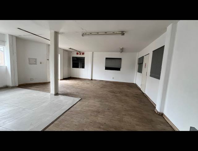 428M² WAREHOUSE TO LET IN MEADOWDALE