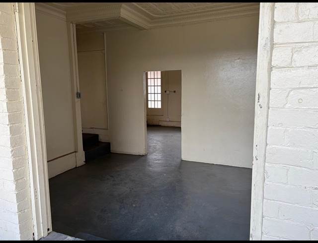 130M² OFFICE TO LET IN WEST TURFFONTEIN