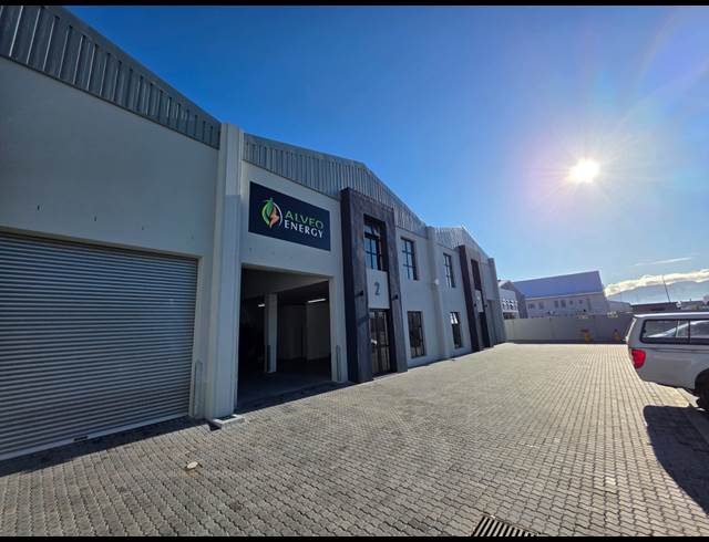 500M² WAREHOUSE TO LET IN FIRGROVE