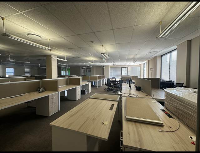 980M² OFFICE TO LET IN SANDTON CENTRAL