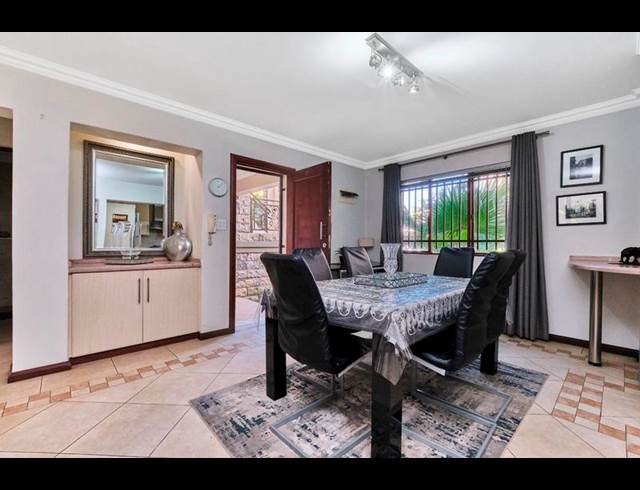 2 BEDROOM PROPERTY TO RENT IN MORNINGSIDE