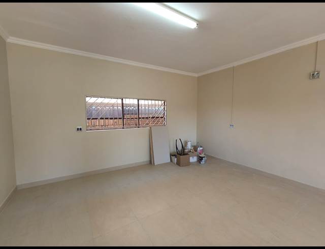 25M² OFFICE TO LET IN LAUDIUM