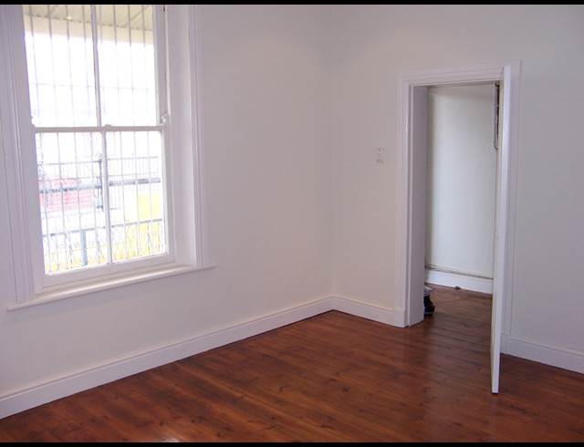 2 bed property to rent in OBSERVATORY