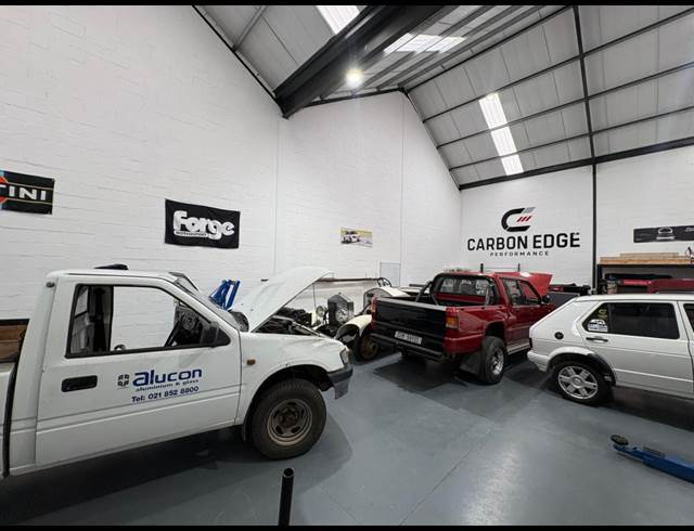 274M² WAREHOUSE TO LET IN FIRGROVE