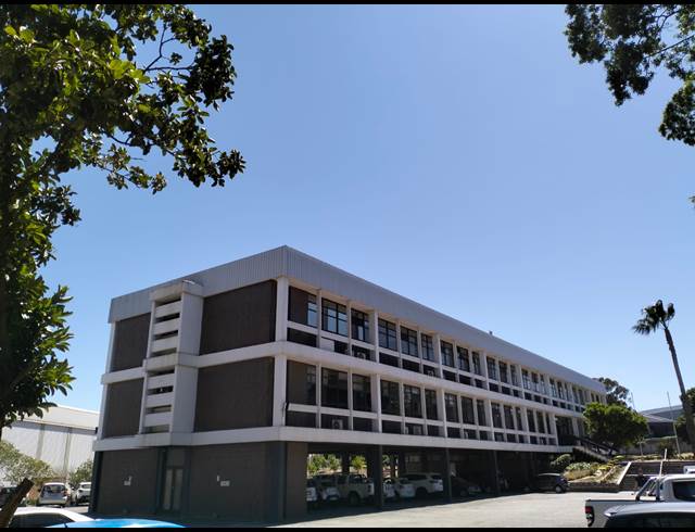 214M² OFFICE TO LET IN BRACKENFELL INDUSTRIAL