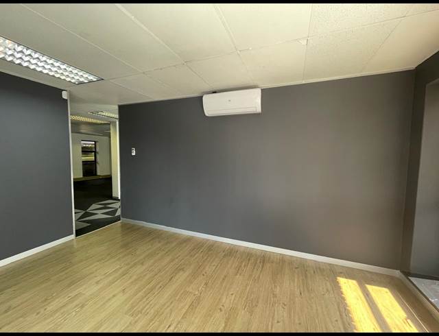 263M² OFFICE TO LET IN HURLINGHAM